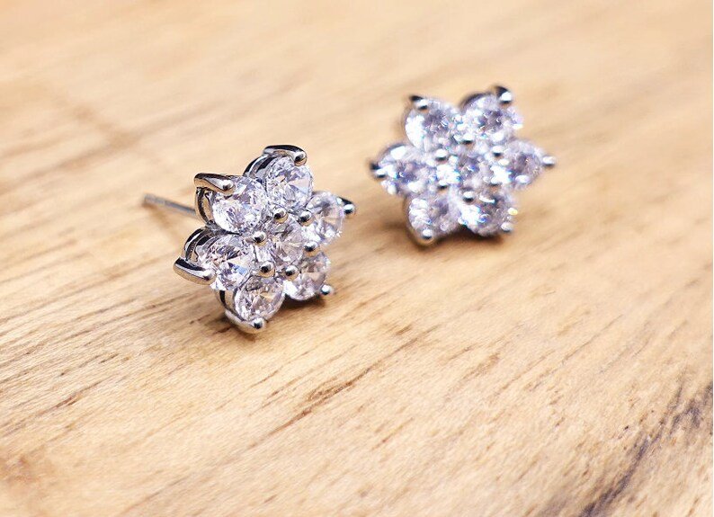 Snowflake Earrings | 925 Sterling Silver | Gift for her | Lab Created Diamond Earrings
